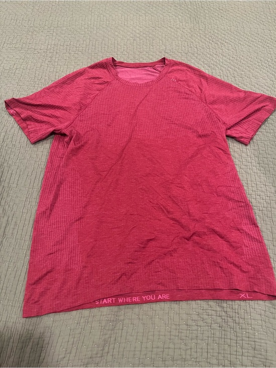 lululemon athletica Tops - Lululemon Metal Vent Tech Short Sleeve Shirt - Size XL
